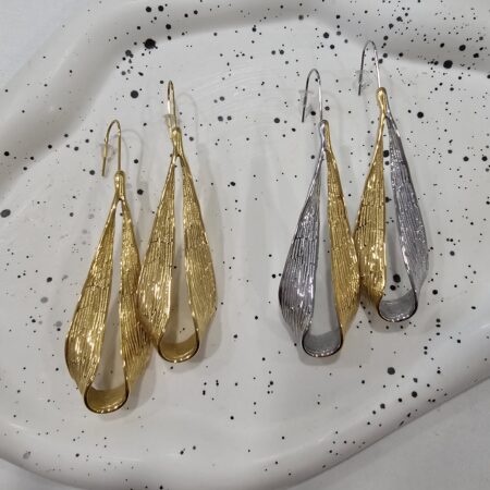 Σκουλαρίκι ανοξείδωτο ατσάλι 8εκ επιπλατινωμένο και επιχρυσωμένο sk56