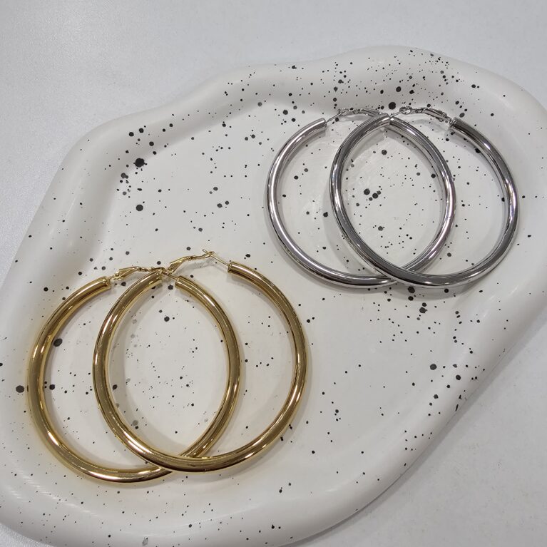 Σκουλαρίκι ανοξείδωτο ατσάλι 5×5εκ επιπλατινωμένο και επιχρυσωμένο sk70