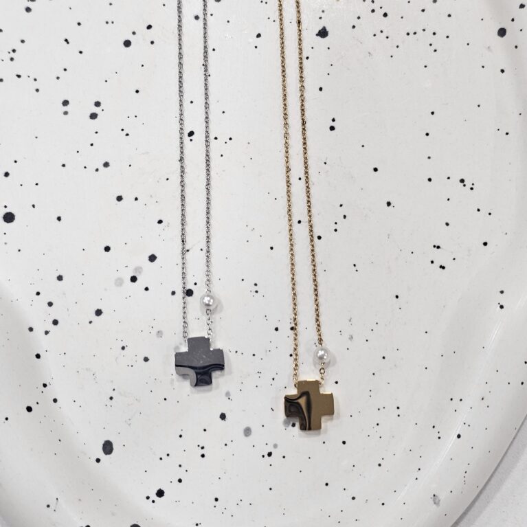 Κολιέ μικρός σταυρός με πέρλα ανοξείδωτο ατσάλι επιπλατινωμένο και επιχρυσωμένο k64