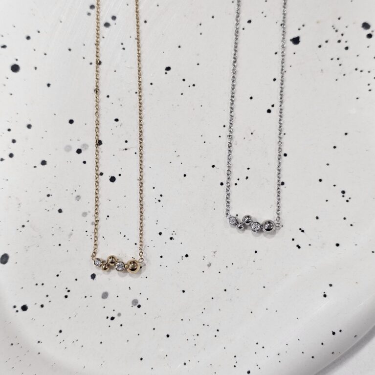 Κολιέ ανοξείδωτο ατσάλι με 2 πέτρες ζιργκόν επιπλατινωμένο και επιχρυσωμένο k49