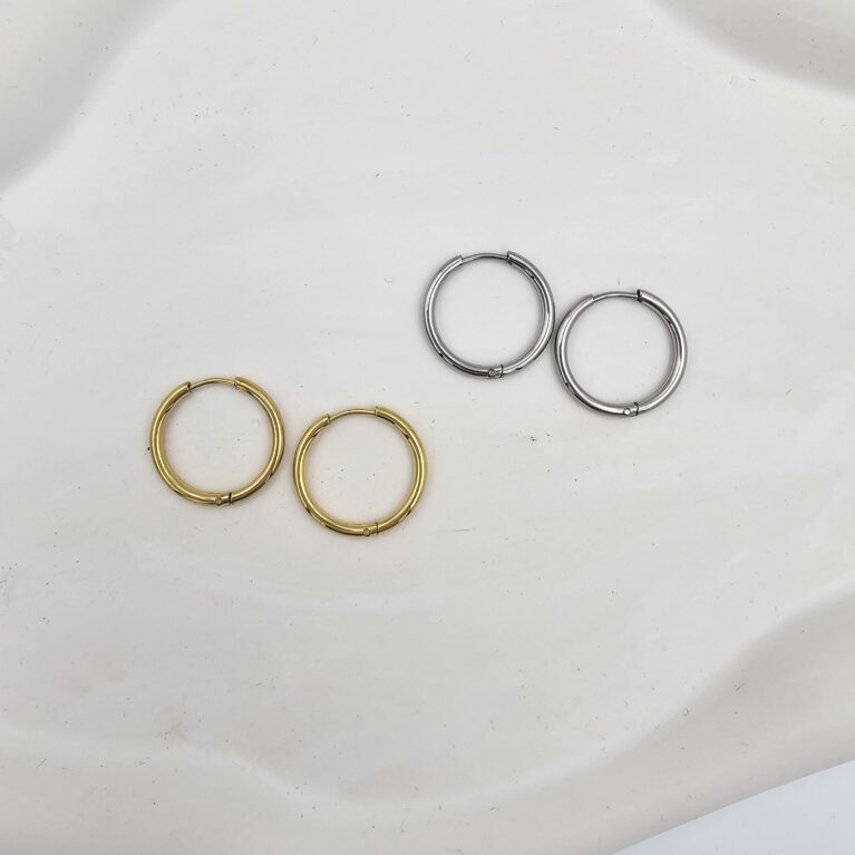 Σκουλαρίκι ανοξείδωτο ατσάλι 1.9x1.9εκ επιπλατινωμένο και επιχρυσωμένο sk89