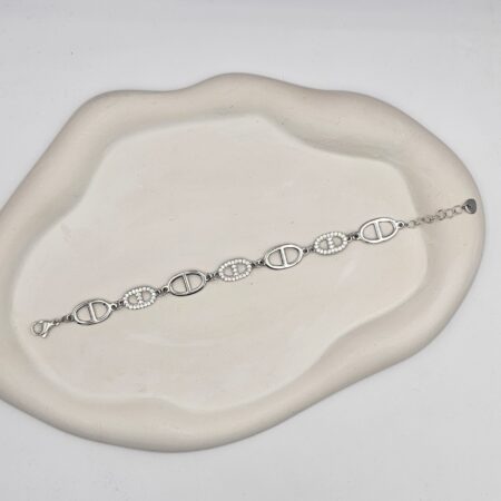 Βραχιόλι ΄Θ΄ με στρας ανοξείδωτο ατσάλι επιπλατινωμένο v106