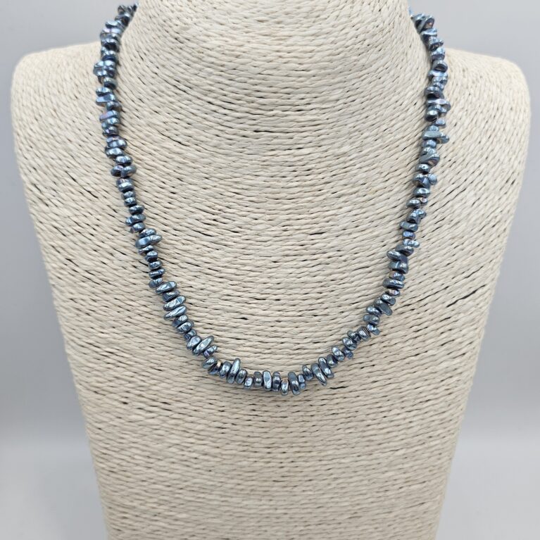 Κολιέ με αιματίτη και κούμπωμα ανοξείδωτο ατσάλι επιχρυσωμένο k164